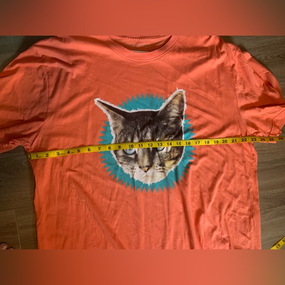 Funky Cat T-shirt - Picture 5 of 6